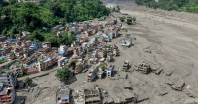Inundações deixam ao menos 160 mortos e mais de 380 turistas desaparecidos no Nepal Design-sem-nome-12-3