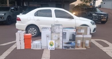 Apreensão milionária: PM intercepta Voyage carregado com eletrônicos e medicamento importado ilegalmente do Paraguai 46ab50210d79a6_WhatsApp_Image_2026_09_24_at_07.21.28