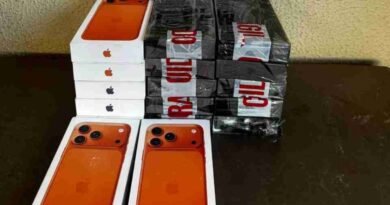 Duas mulheres são flagradas com 15 iPhones escondidos no corpo em ônibus em Assis 56aaa82ddf3696_17895481476aaa567323f34