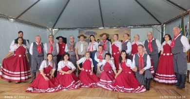 Grupo Amor a Querência representa Quatro Pontes no 4º Acampamento Farroupilha da AMOP WhatsApp-Image-2026-09-21-at-08.11.17