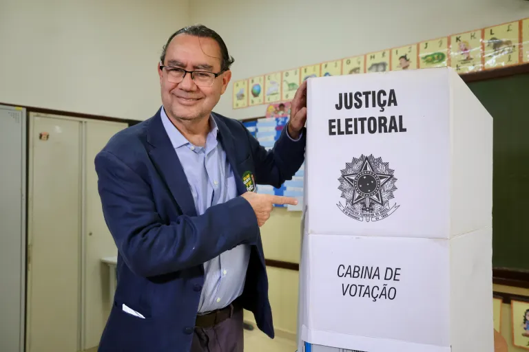 ‘Em breve eu me pronunciarei’, diz Augusto Cury sobre apoio no segundo turno