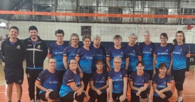 Quatro Pontes encerra participação no Vôlei Gigante e avança às quartas de final na Peteca WhatsApp Image 2026-09-28 at 12.09.12