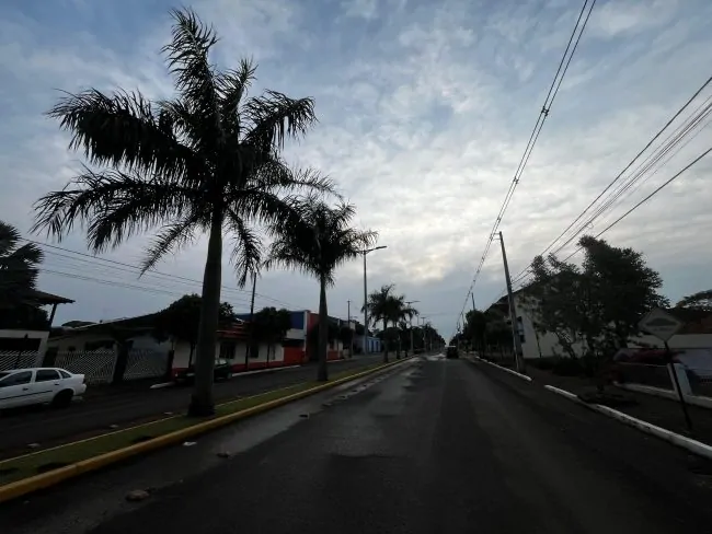 Quatro Pontes: Defesa Civil emite alerta para chuvas intensas e vendavais