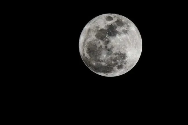 Maior superlua do ano pode ser vista nesta quinta-feira